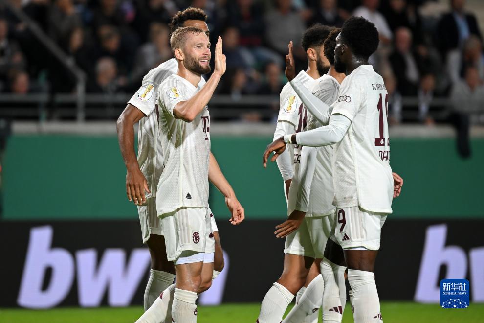 半场战报：阿森纳1-1拜仁，廷贝尔破门，伦纳特-卡尔扳平