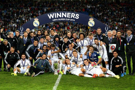 切尔西队长里斯詹姆斯26岁生日，34次欧冠出场助蓝军登顶（里斯·詹姆斯26岁生日：切尔西队长34场欧冠曾助蓝军加冕）