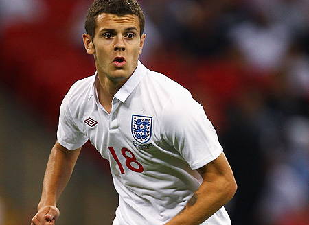 阿莫林：还没对卡塞米罗续约做决定，冬窗有合适人选才会引援（阿莫林：卡塞米罗续约未定，冬窗仅在有合适目标时引援）