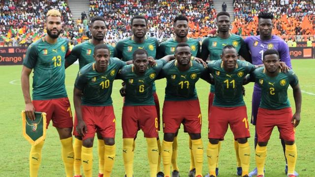 英超半场：内托冲顶破门，吉滕斯献助攻，切尔西1-0伯恩利（英超半场战报：吉滕斯送助攻，内托头球建功，切尔西暂1-0伯恩利）