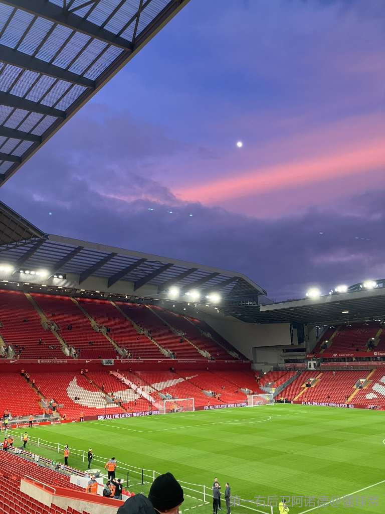 记者：拜仁对霍村前锋阿斯拉尼兴趣愈发明确，已开始相关接触